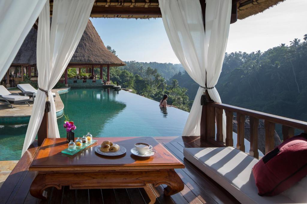 Fictitious Airbnb 3